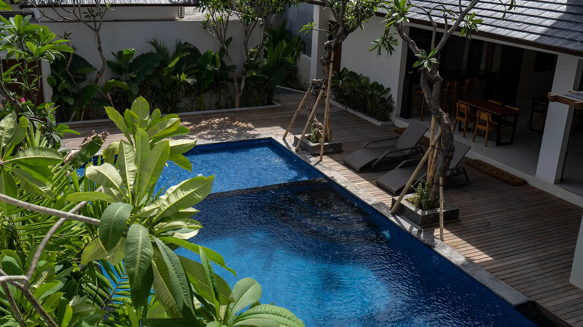 The Calna Villa Bali Kuta Lombok Hotel
